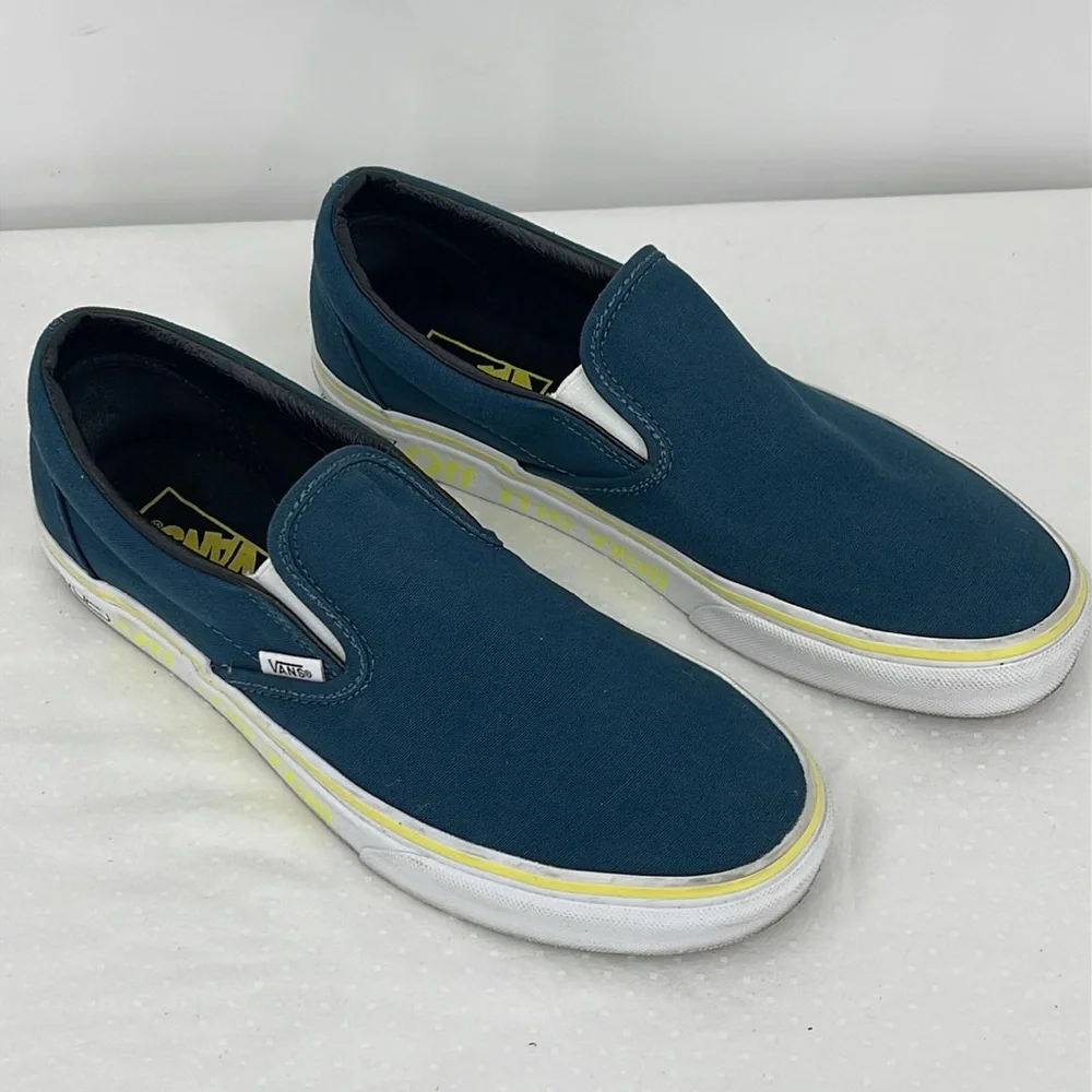 WOMENS SIZE 9 or MENS SIZE 7.5 Vans Blue Slip-On Sneakers OFF THE WALL